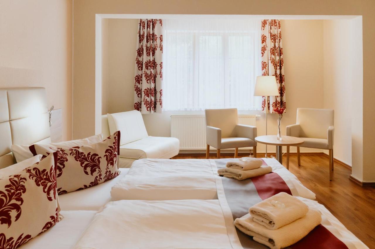 שטראלסונד Hotel An Den Bleichen מראה חיצוני תמונה