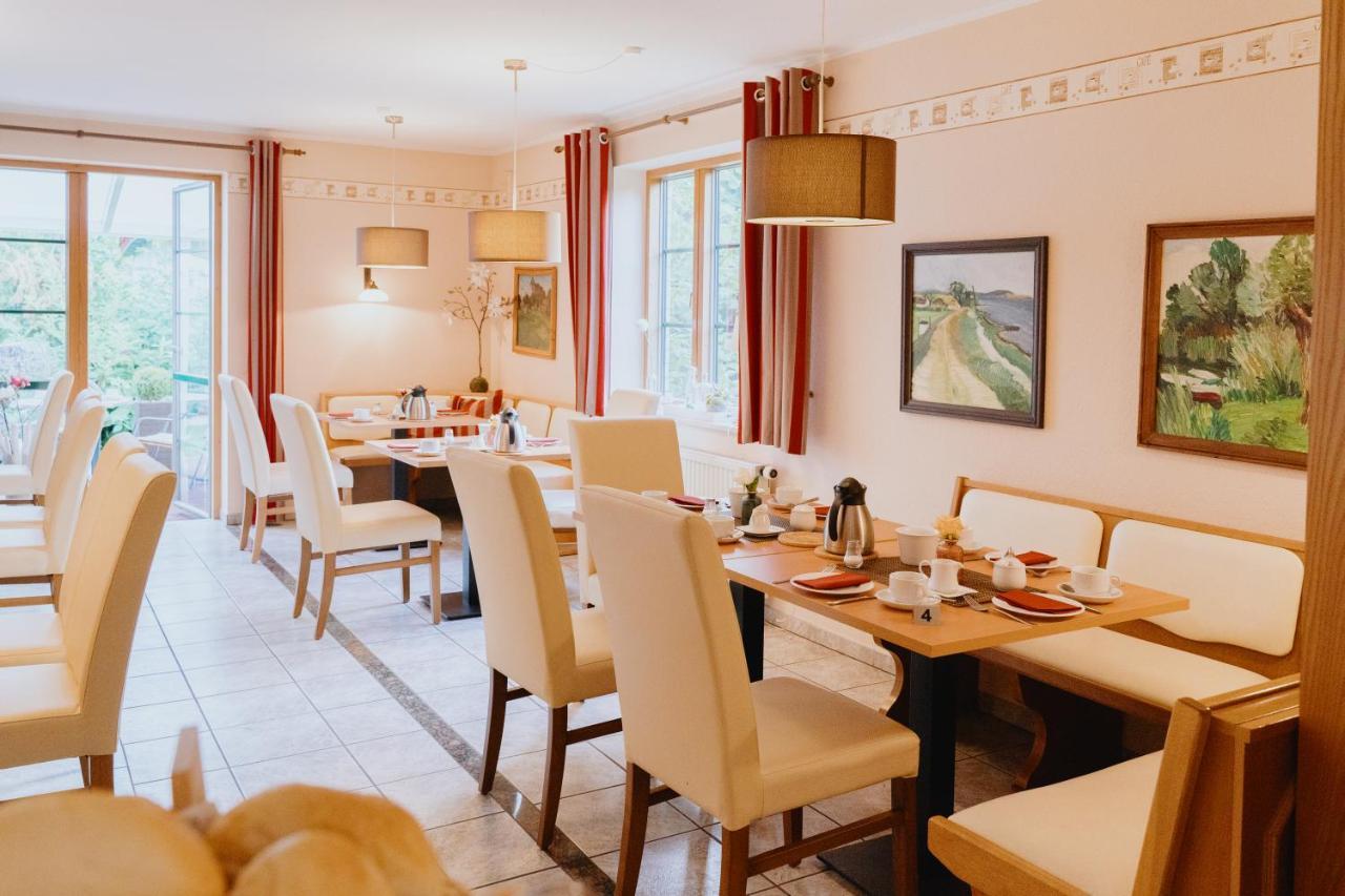 שטראלסונד Hotel An Den Bleichen מראה חיצוני תמונה