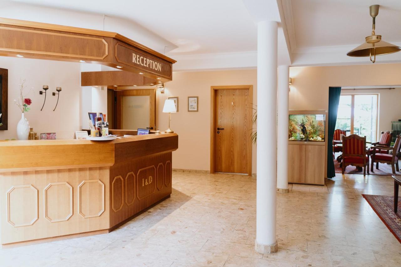 שטראלסונד Hotel An Den Bleichen מראה חיצוני תמונה